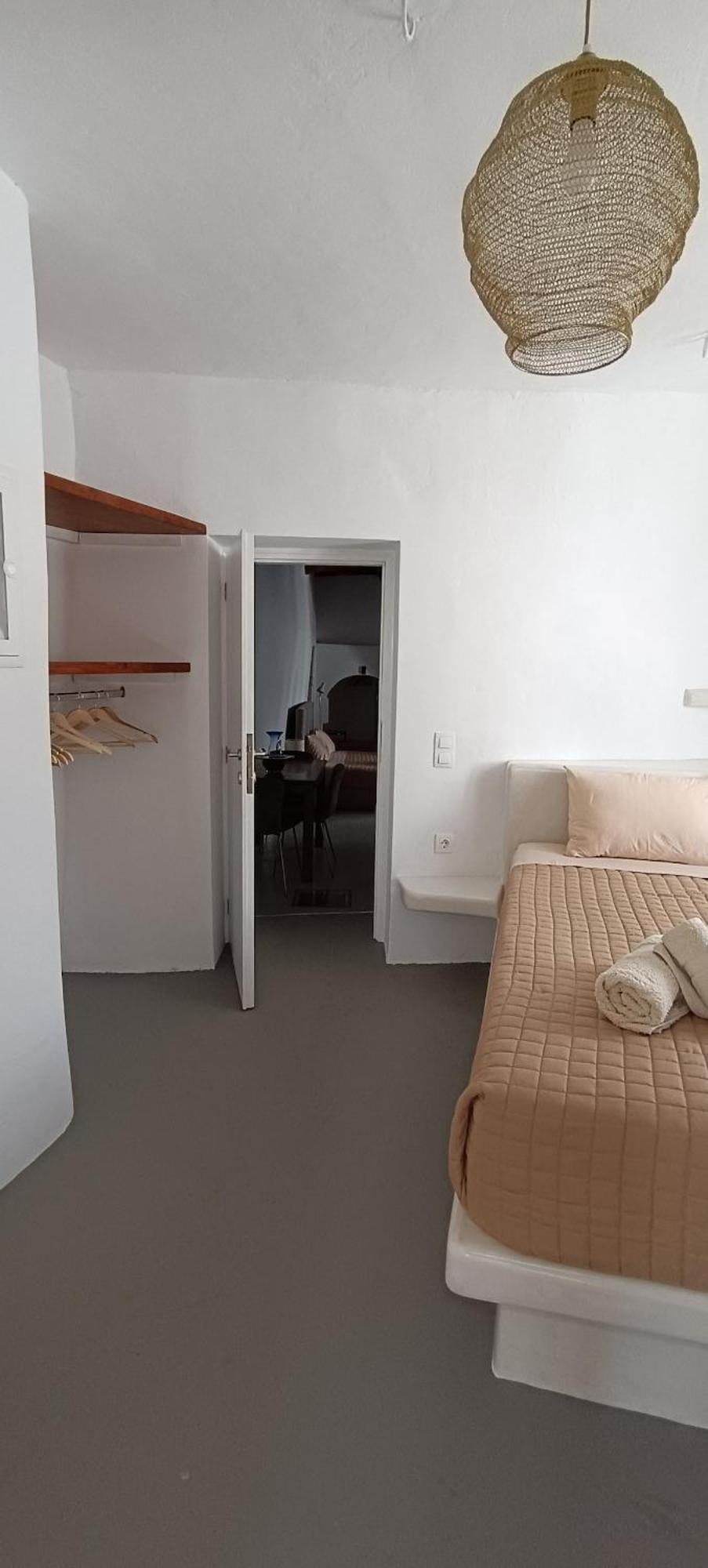 Mikro.kastro Kalotaritissa In Chora Apartment *